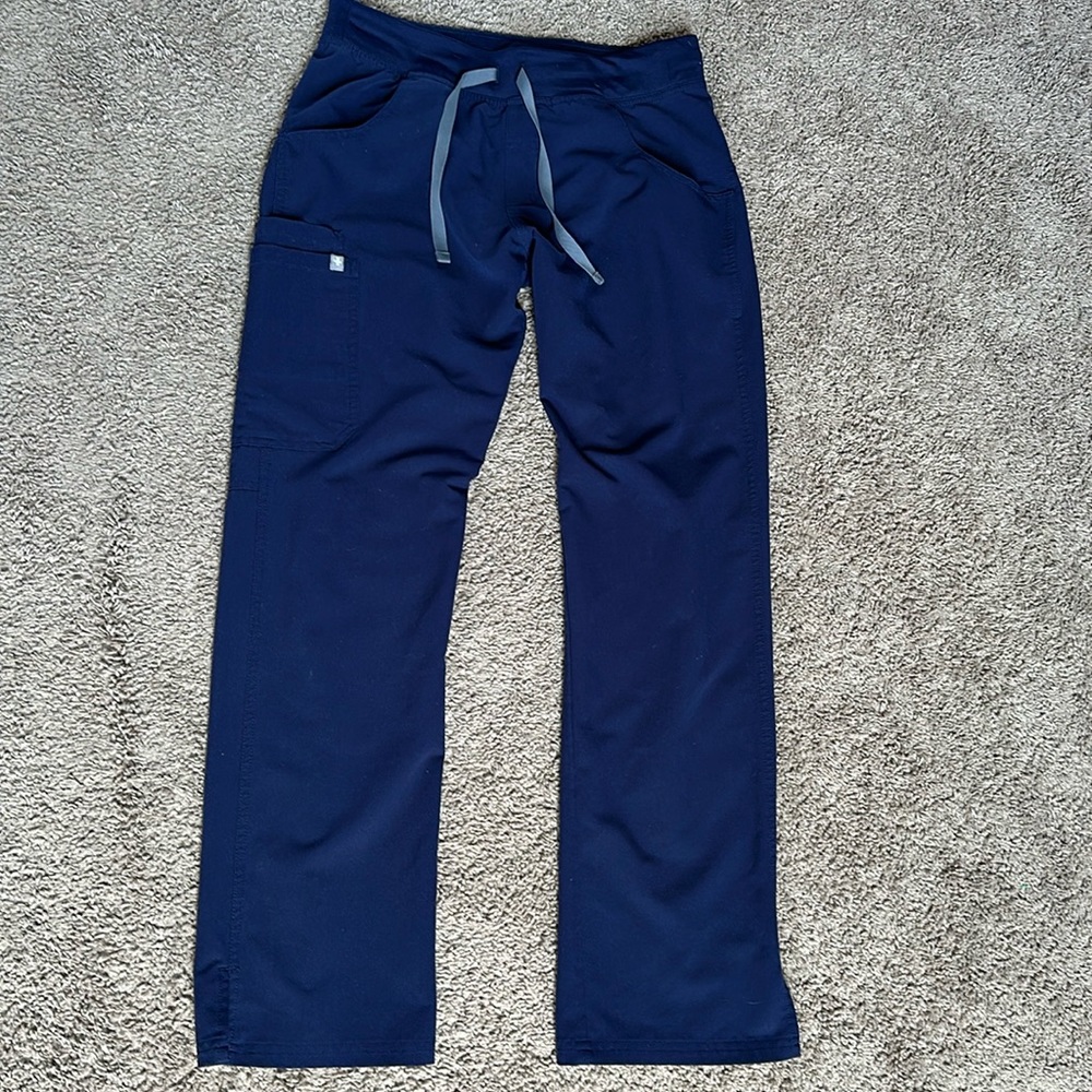 FIGS Kade Cargo Scrub Pants.